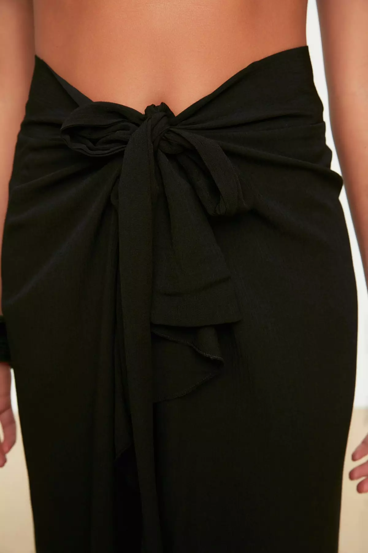 Ruffle with Tie Sarong