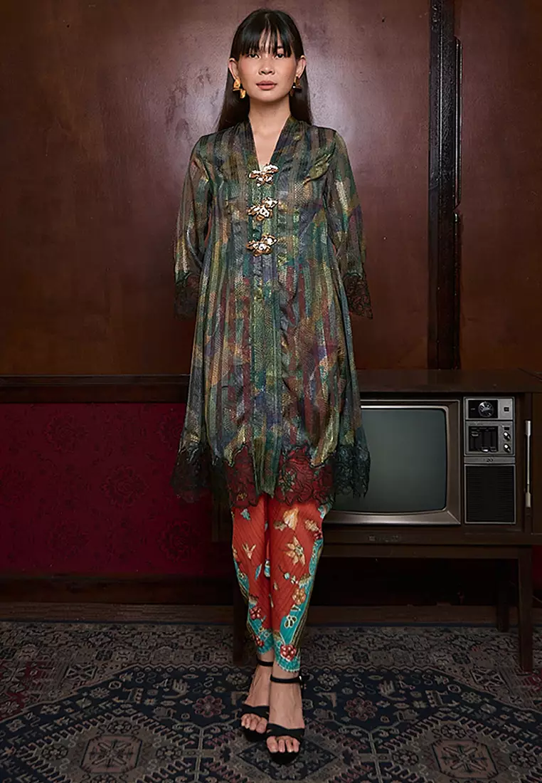 Jual MASLEA Kebaya Setengah Cik Wa Original 2026 | ZALORA Indonesia