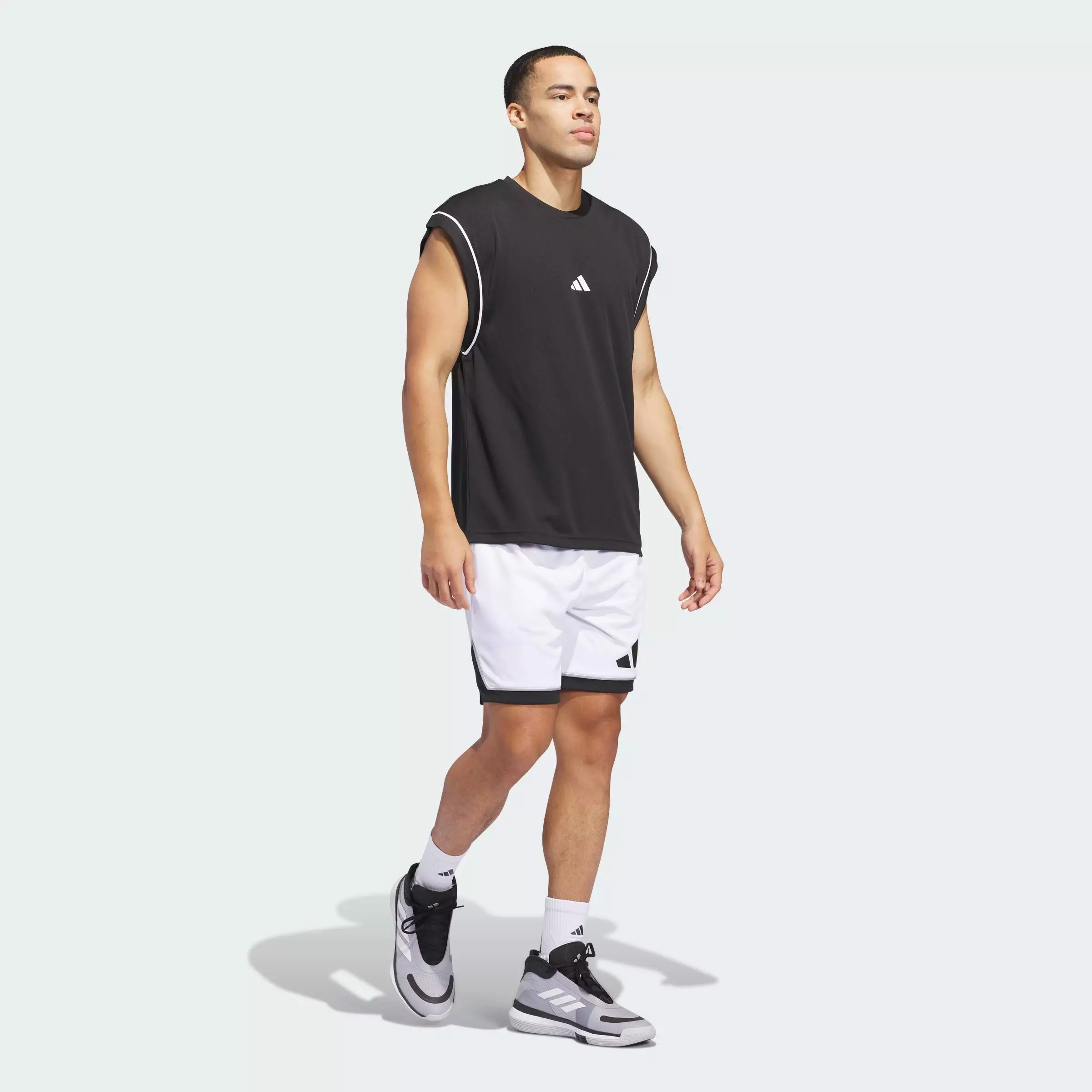 Basketball Basketball Badge of Sport Shorts Men White JN4729