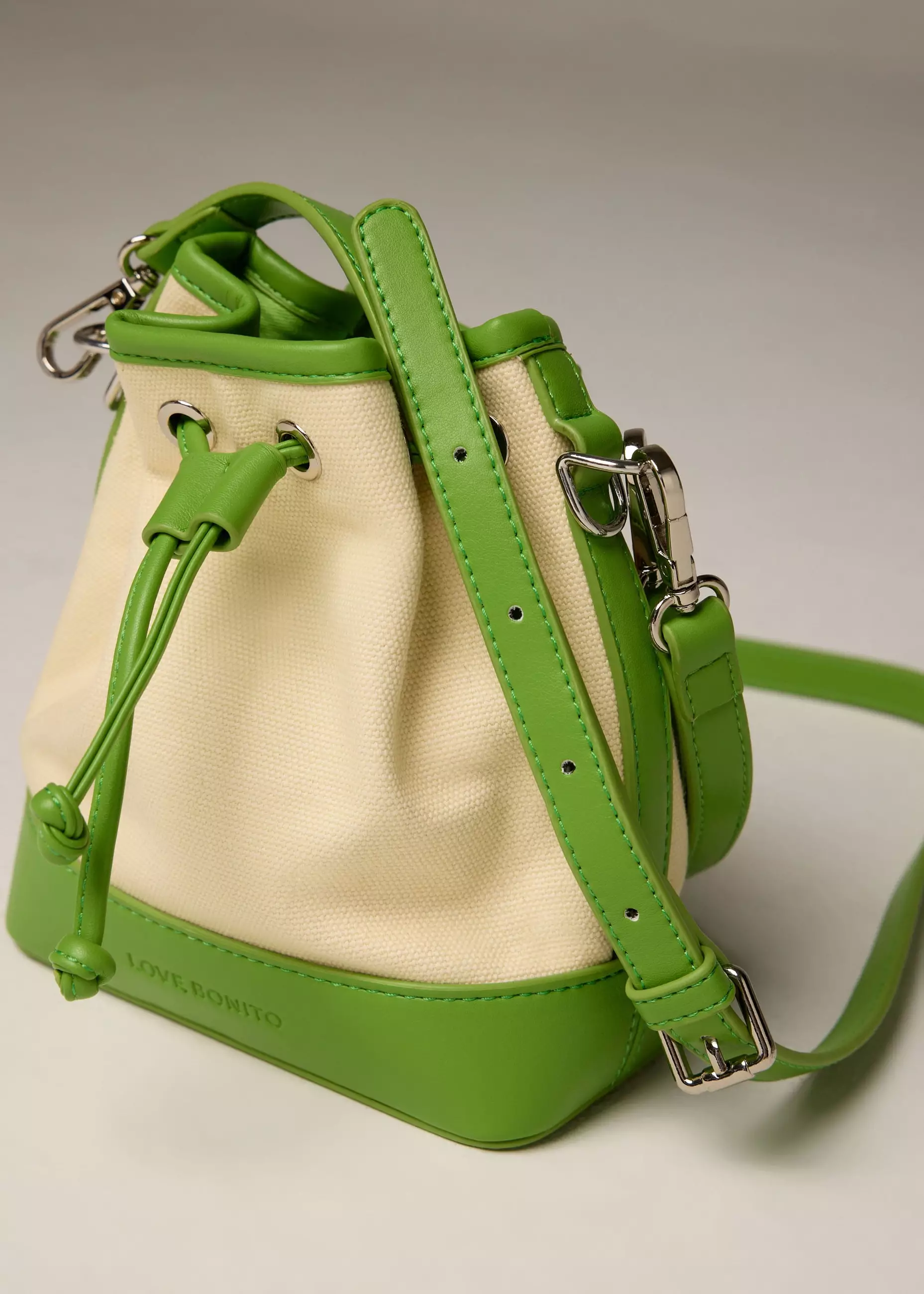 Tas Wanita - Convertible Canvas Bucket Bag