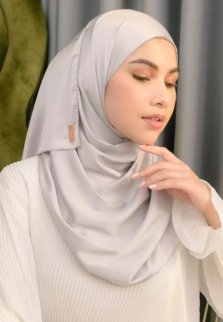 Medina Eyelash Shawl Silver
