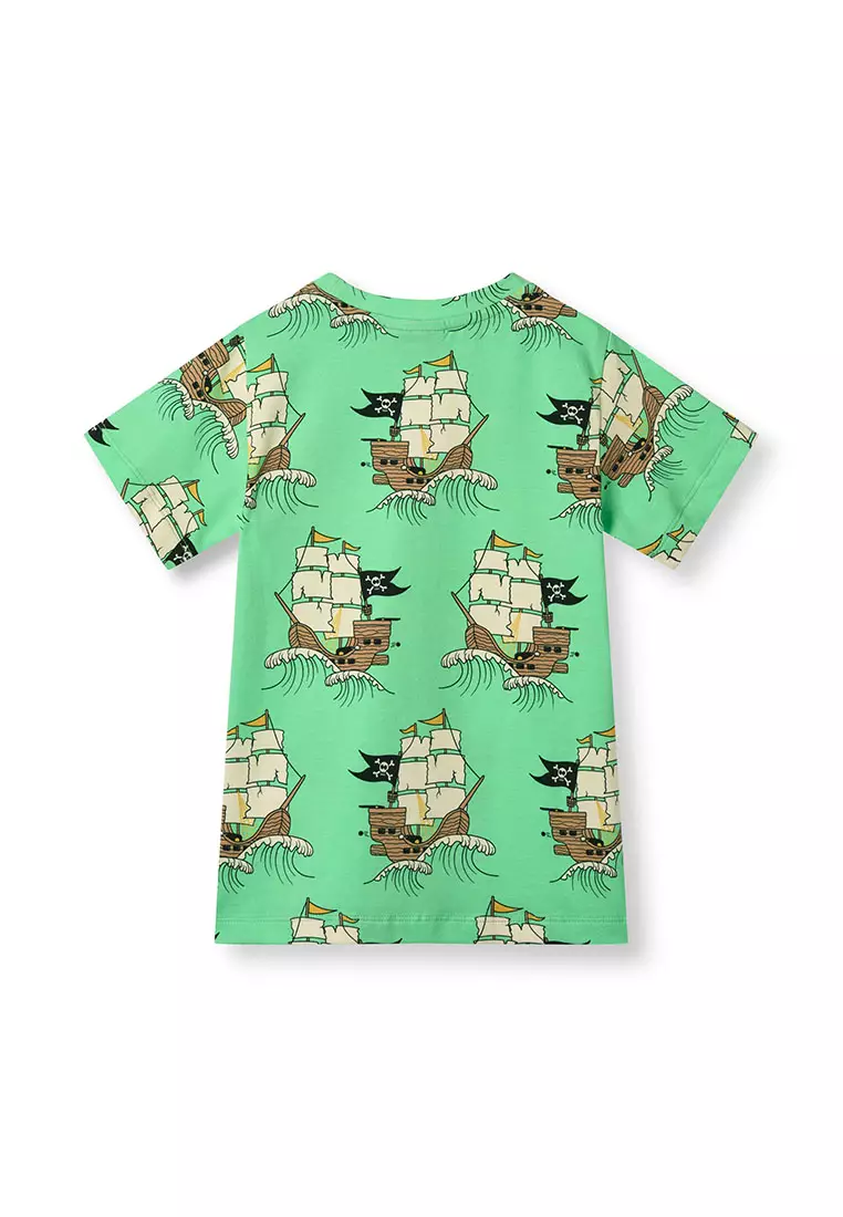 T-shirt with pirate ships
