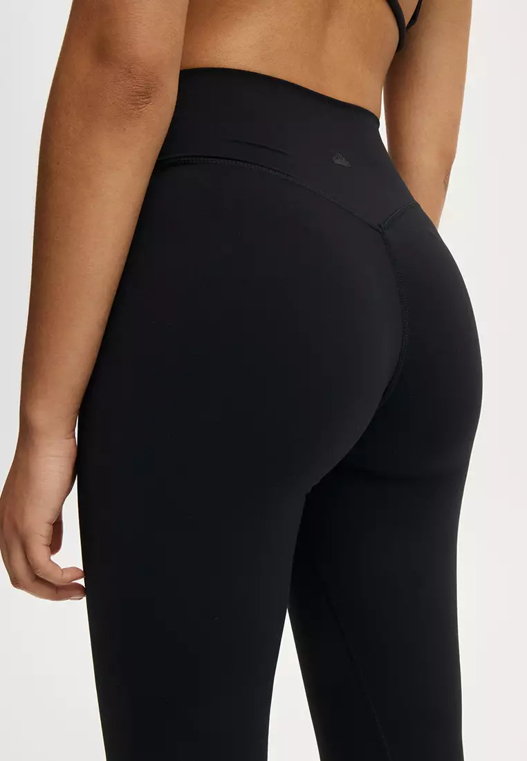 Ultra Luxe Invisible Scrunch Tights