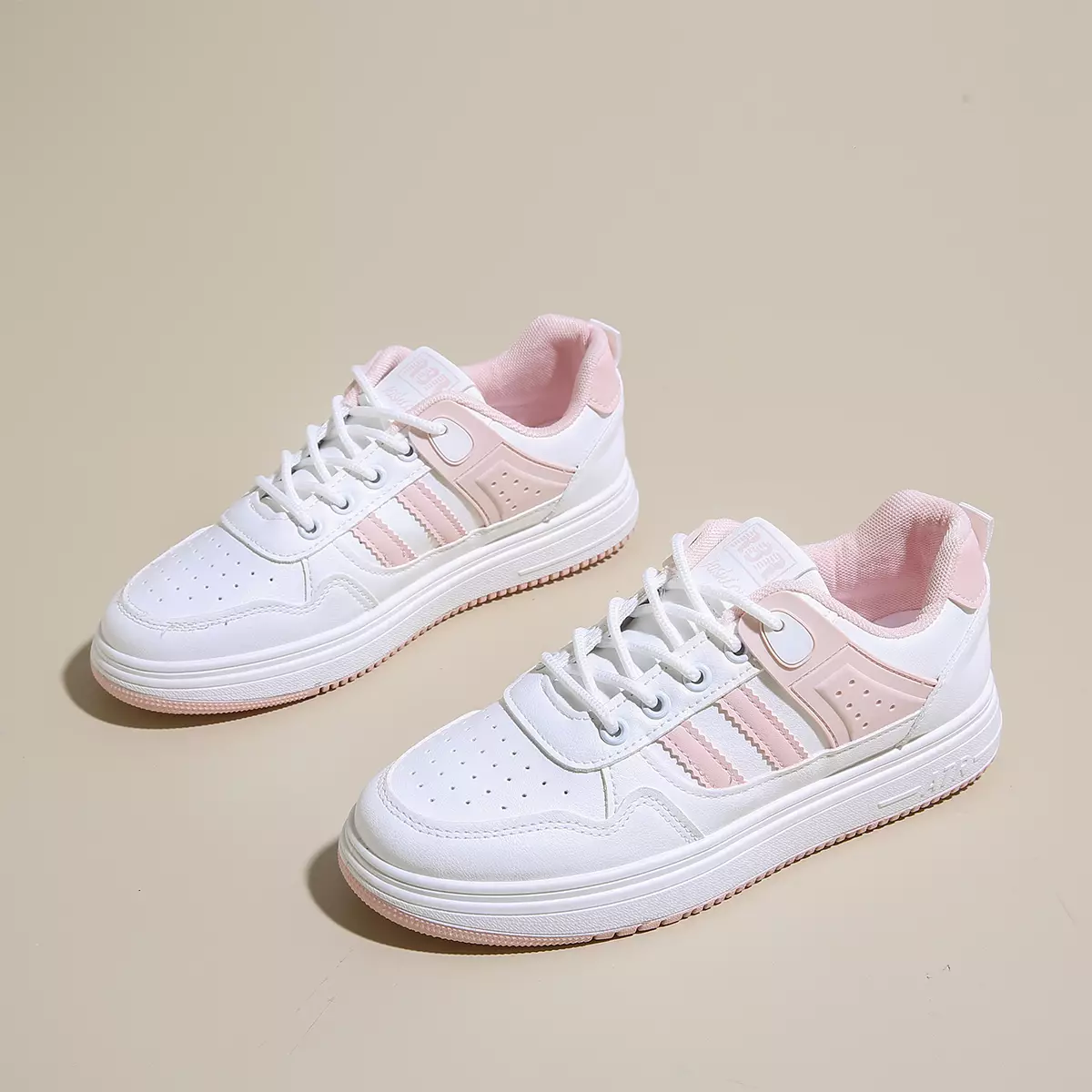 Sepatu Kasual Cewek Sneakers Wanita Ringan Nyaman Dipakai SS102