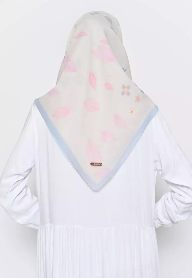 Hijab Segi Empat Creamy Lady Sara