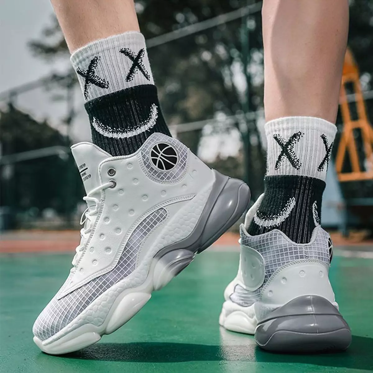 Sepatu Basket Fashionable Pria Sepatu Olahraga Sporty Cowok Q3837