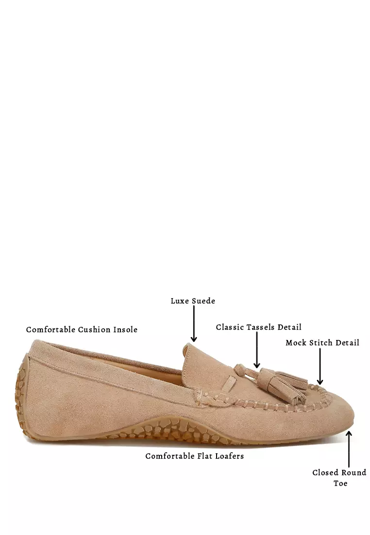 Sepatu Loafer Rumbai Ujung Bulat Suede Warna Beige