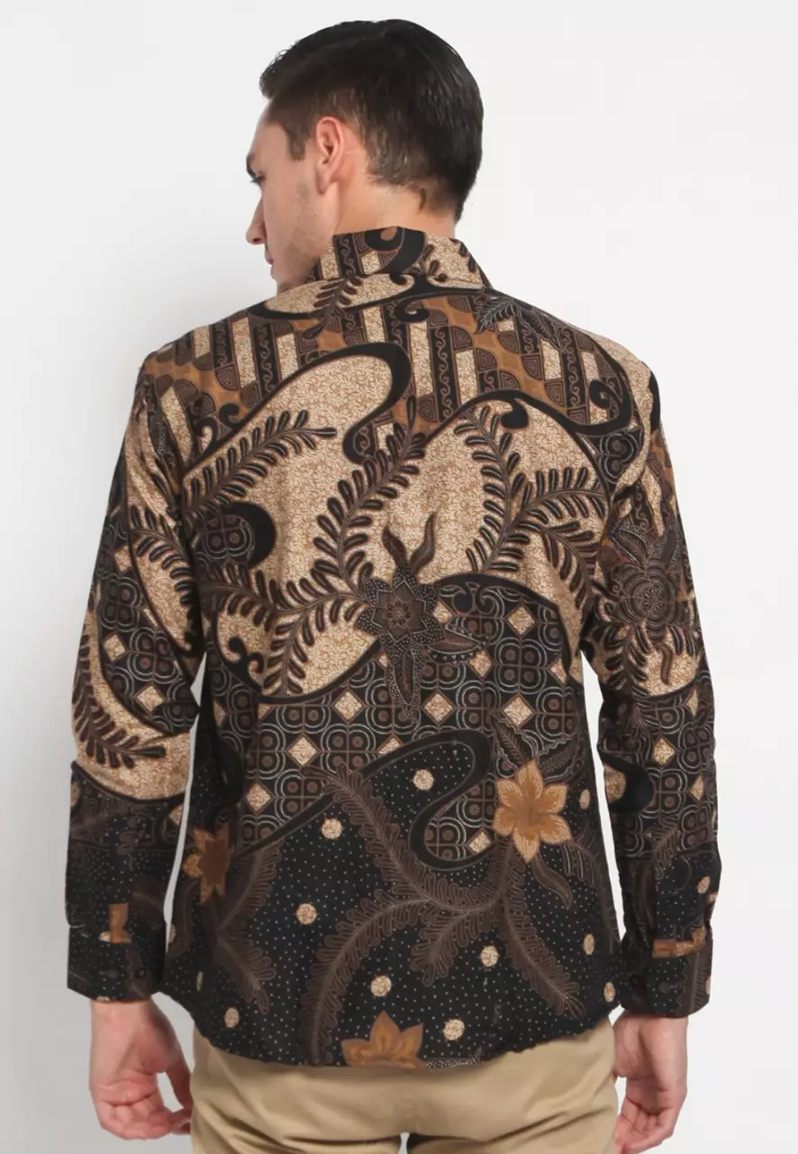 Kemeja Batik Pria Premium Slimfit Elegant Modern Lengan Panjang Kuwera Coklat