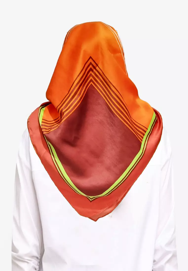 Hijab Scarf Tamara Hijab Segi Empat Kerudung Silky Satin Square Scarf Orange & Multi