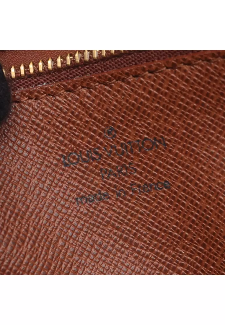 Pre-Loved Louis Vuitton Trocadero 27 monogram Shoulder bag PVC leather Brown