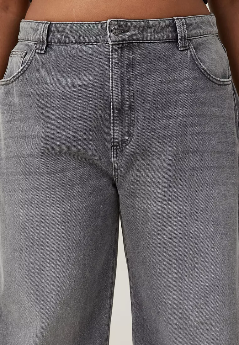 Super Baggy Leg Jeans