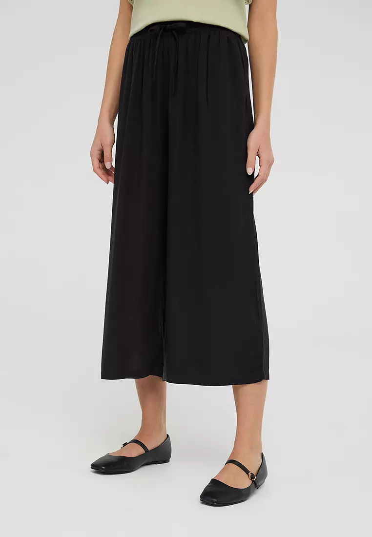 Woman Long Pants