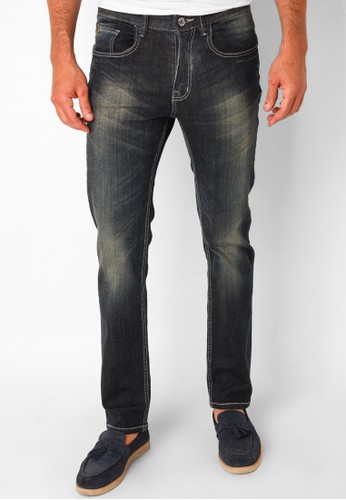 Tuppered Slim Fit Jeans