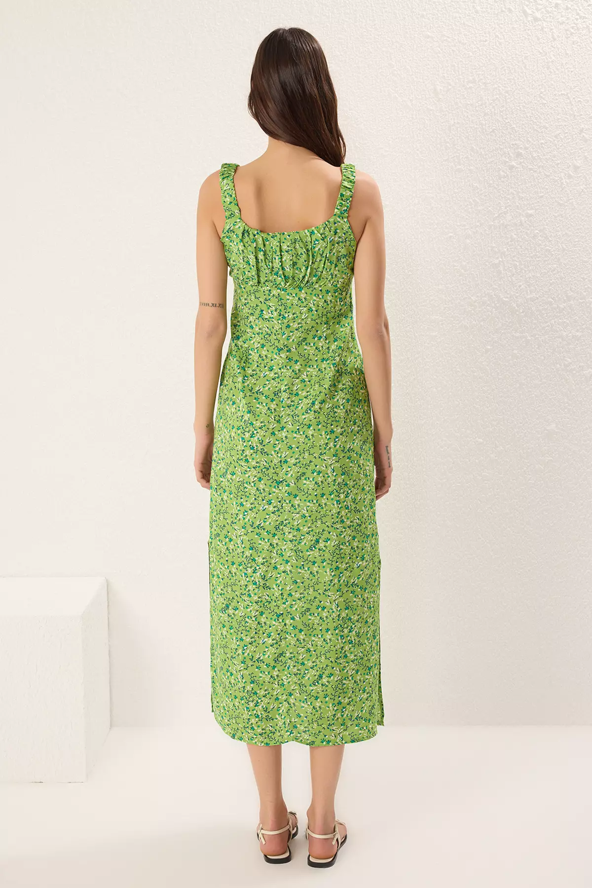 Green Floral A-Line Ruffle Maxi Woven Dress TWOSS24EL00613