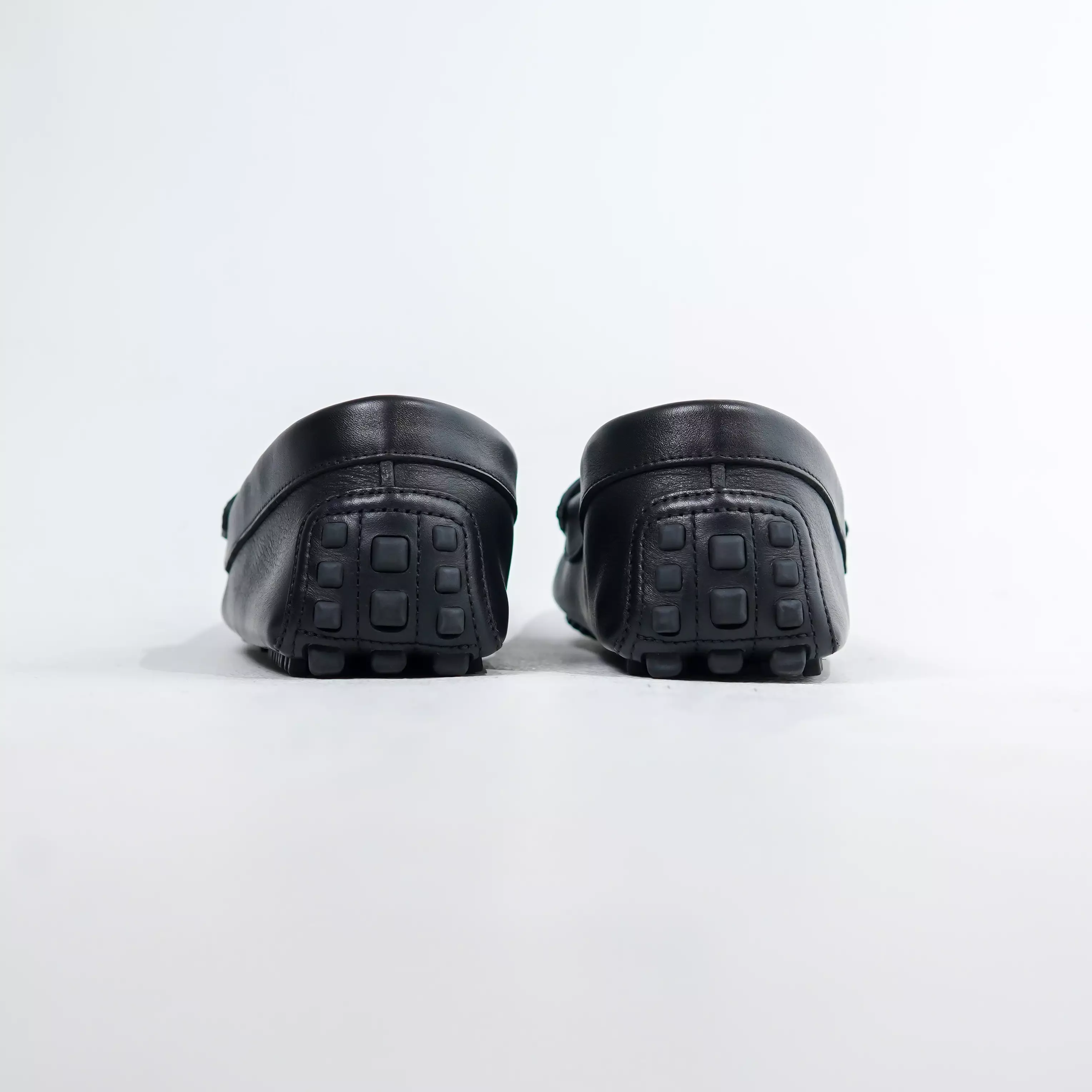 Sepatu GUCCI GG INTERLOCKING MONOGRAM GREY BLACK LOAFER 100% ORIGINAL