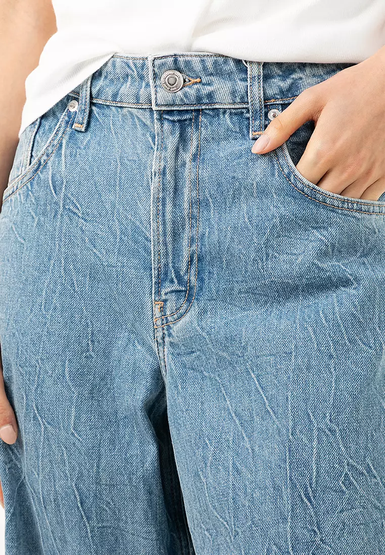 Mid-Rise Straight Jeans
