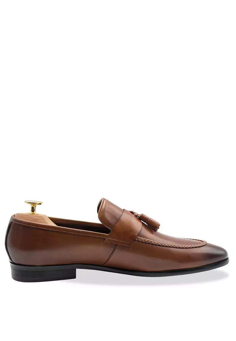 Loafers & Boat Shoes For Men - Up to 60% Off @ ZALORA