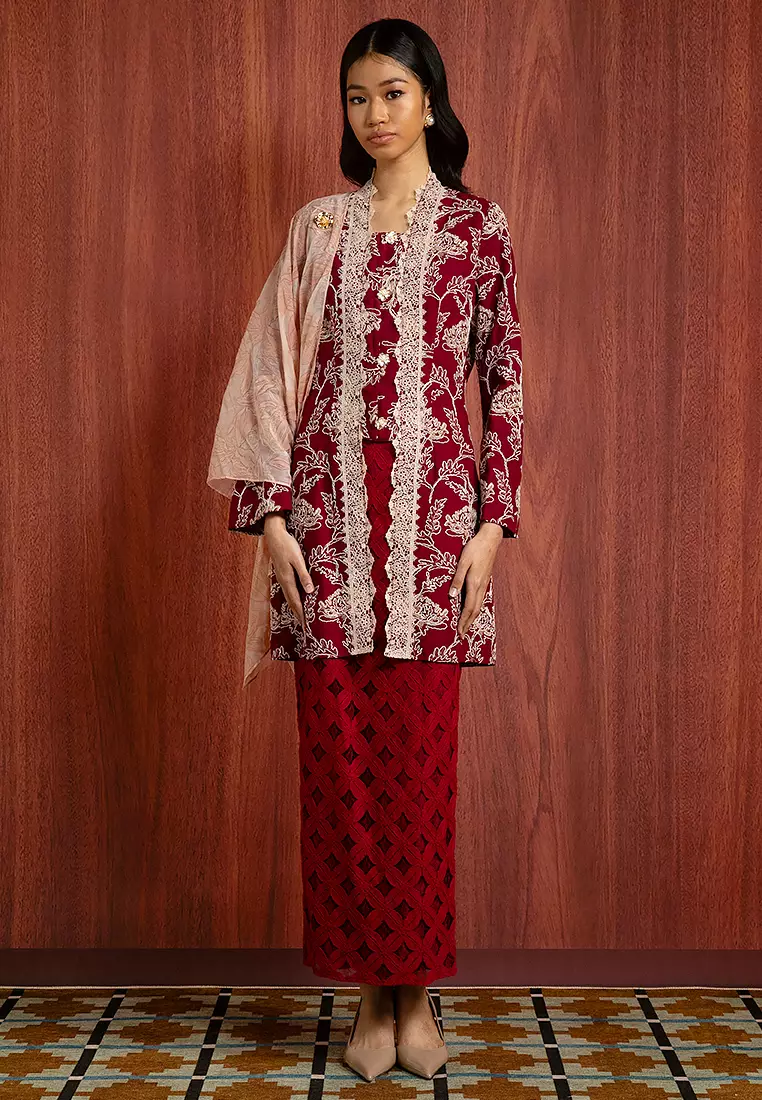 EMILY EMBROIDERY KEBAYA SET