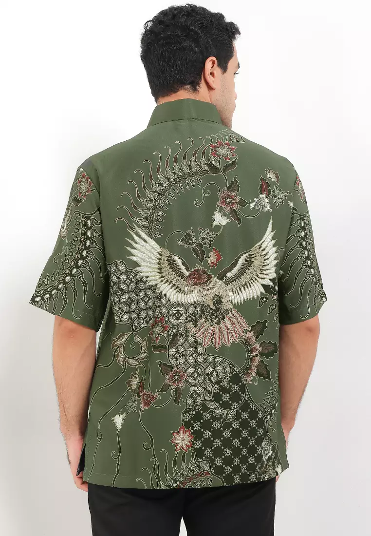 Hem Regular Fit Batik Garuda