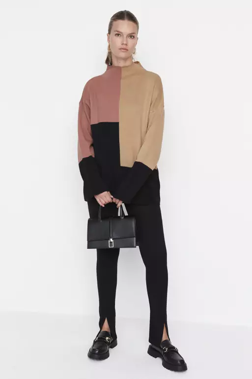 Colour Block Knitted Sweater