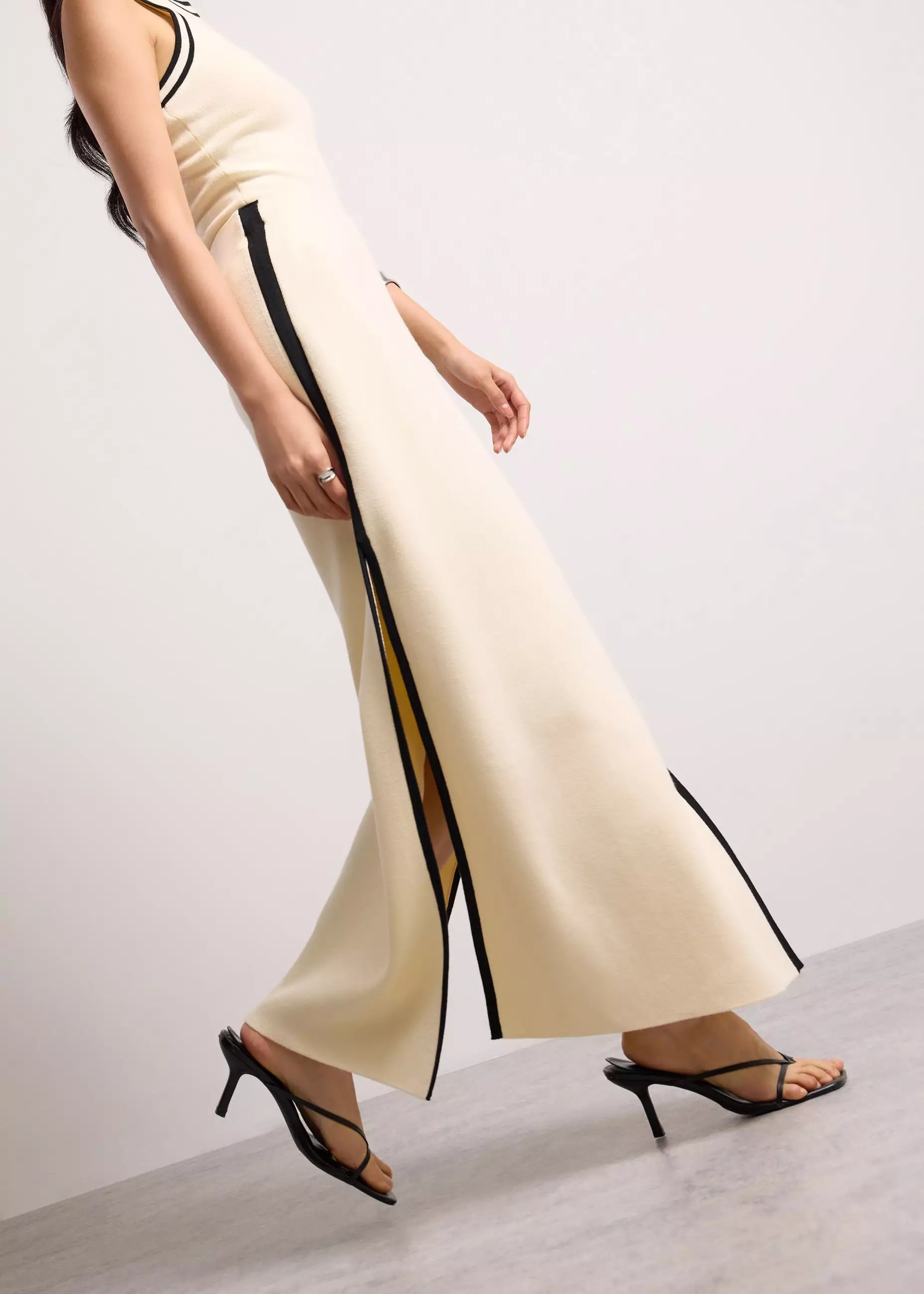 Rok Wanita - Elastic Knit High Waist Column Maxi Skirt