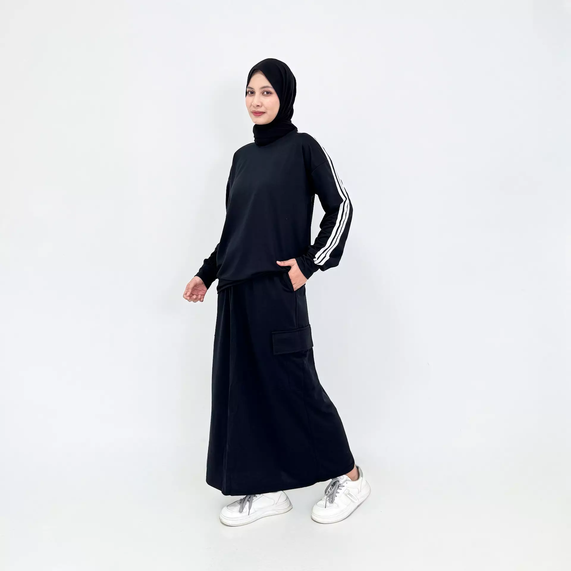 Set Sporty Training Cargo Skirt [Black Series]
