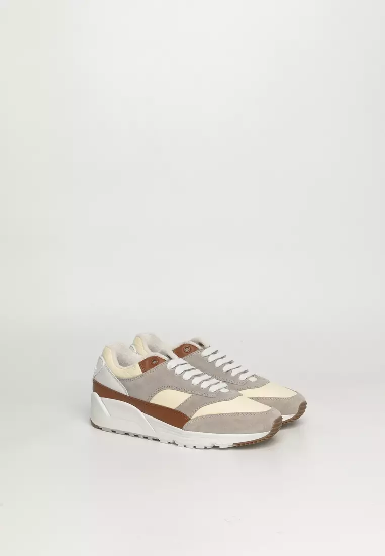 Bump Sneakers 運動鞋