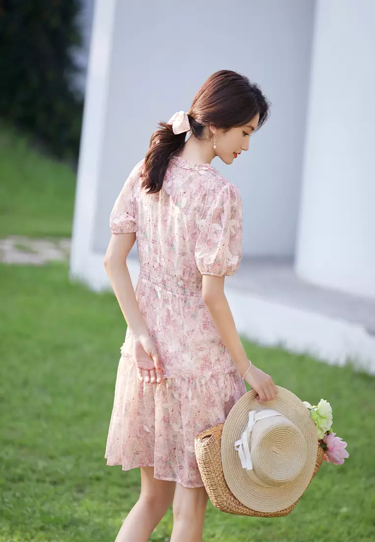 V-Neck FLoral Printed Tiered Dress with Ruffled Collar