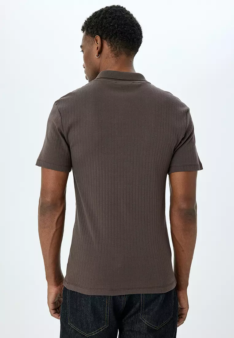 Short Sleeve Slim Fit Polo Neck T-Shirt
