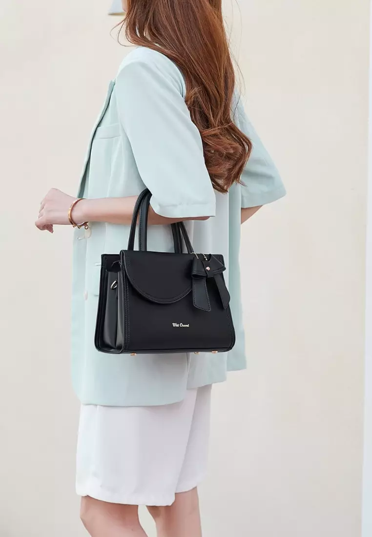 Shoulder Bag / Sling Bag / Top Handle Bag / Hand Bag (Tas Bahu / Tas Selempang / Tas Tangan Wanita) - Hitam