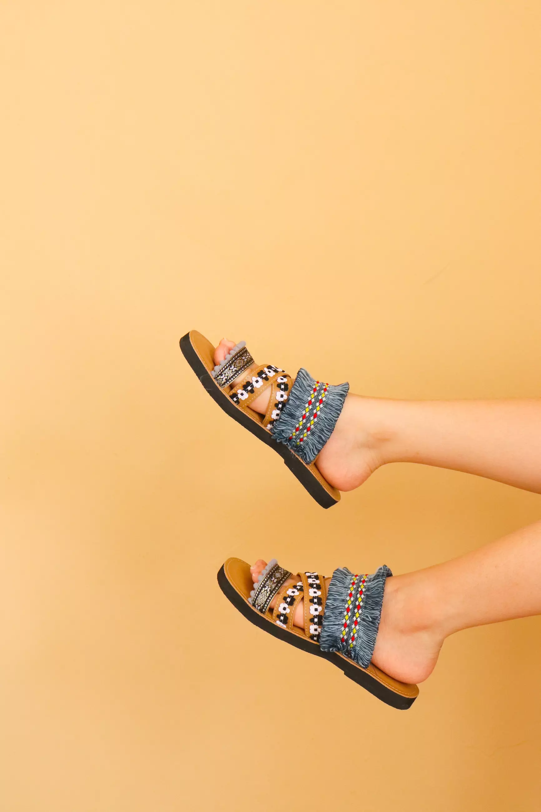 Sandal hotsell bonia original