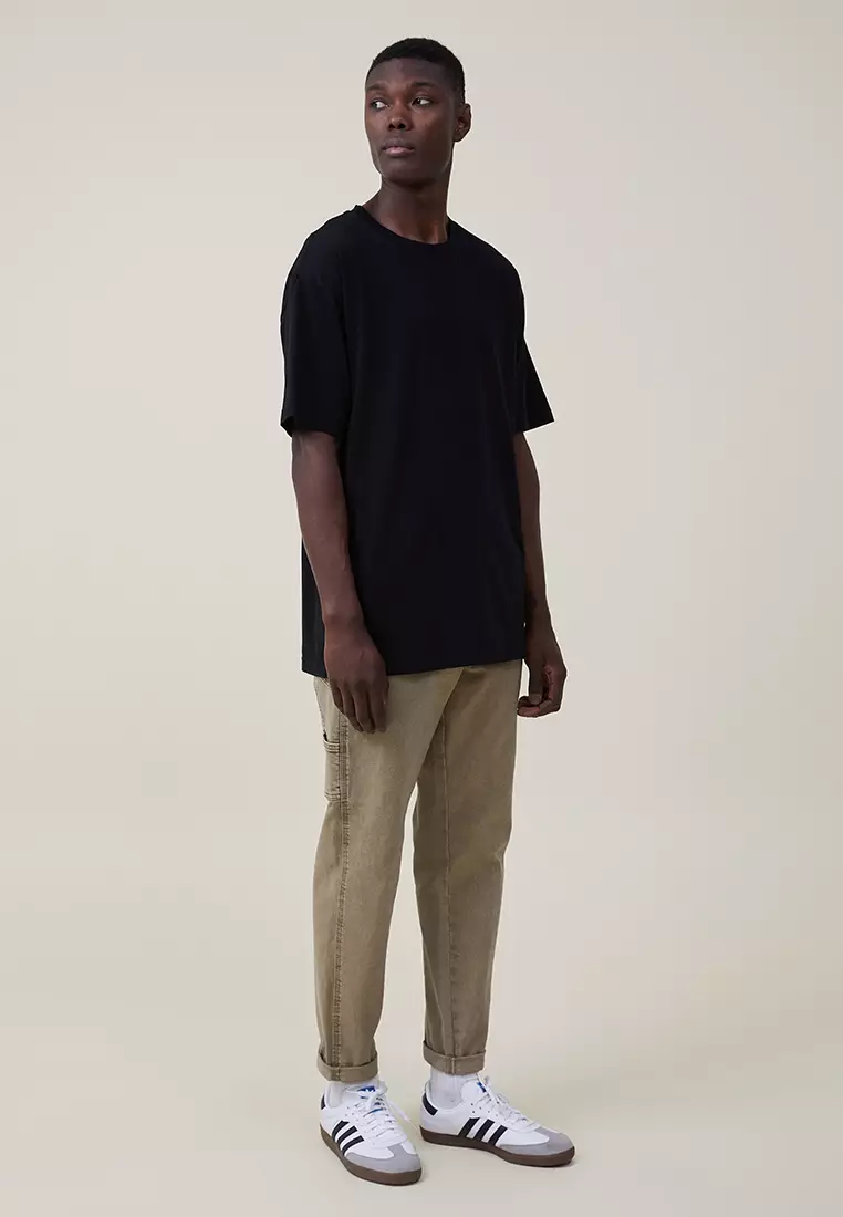 Relaxed Tapered Jean