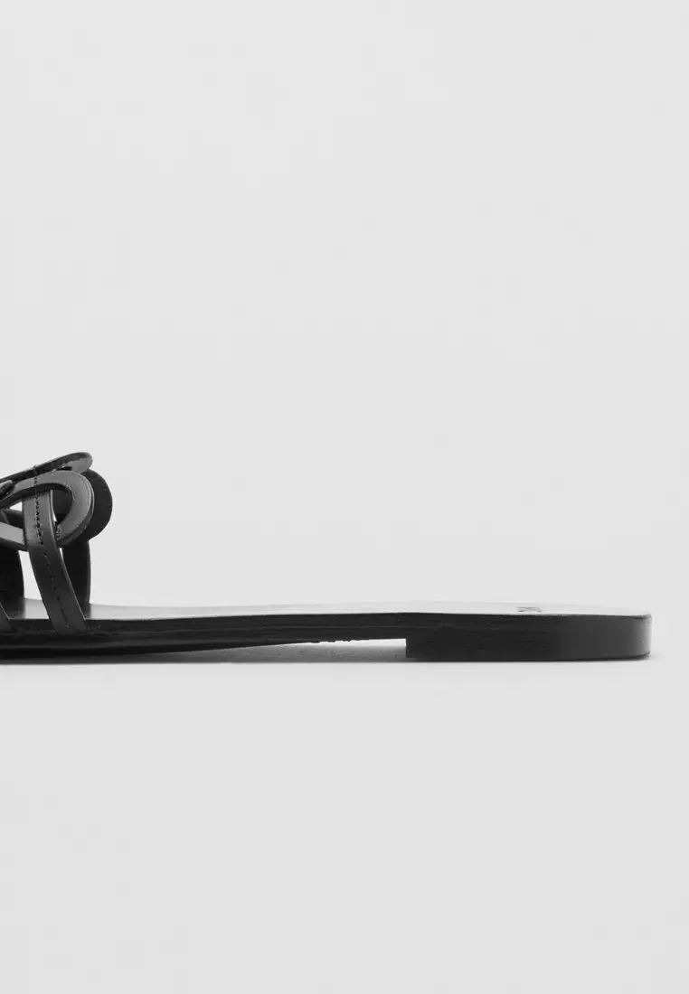 Leather Sandals with Intertwined Strap