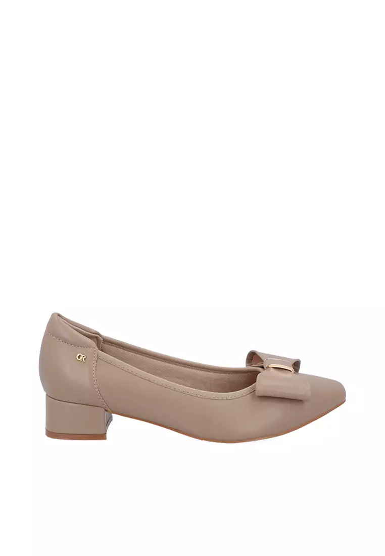 Discount on Carlo Rino  shoes - SKU: Medium Brown Carissa Bow Pumps