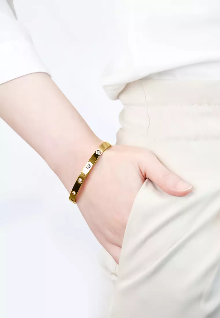 Wanderlust Zirconia Bangle in Gold