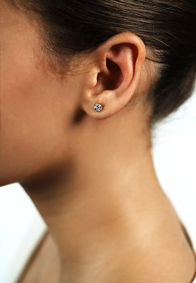 0.8ct TDW Round Lab Grown Diamond Prong Ear Studs in 18K Rose Gold D/E-VVS/VS