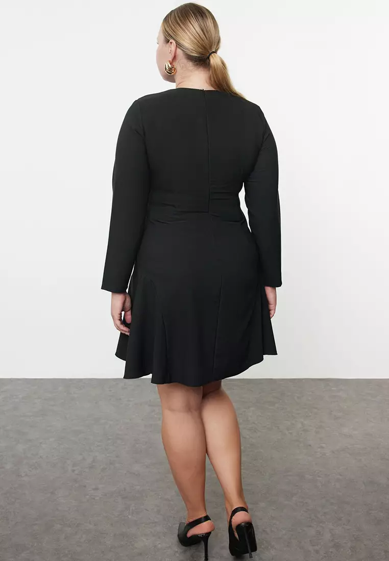Black Basic Long Sleeve Hidden Zipper Mini Woven Plus Size Dress TBBAW25AH00054