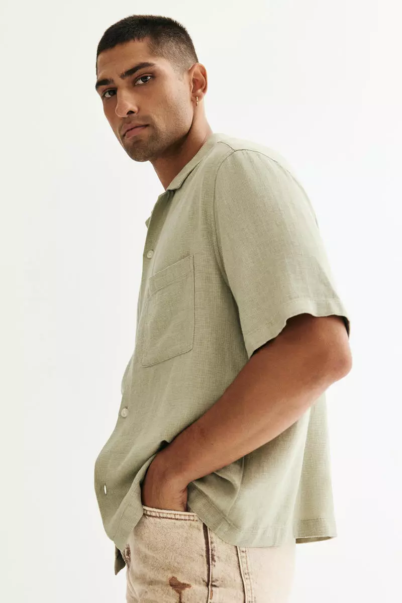 Regular Fit Linen-blend resort shirt