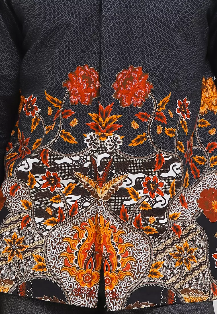 Kemeja Body Fit Batik Bunga Matahari