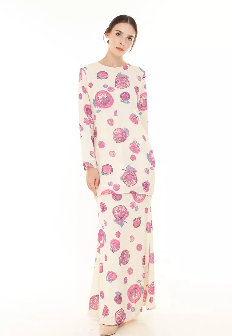Rina Printed Kurung in Nude Pink Round Flower