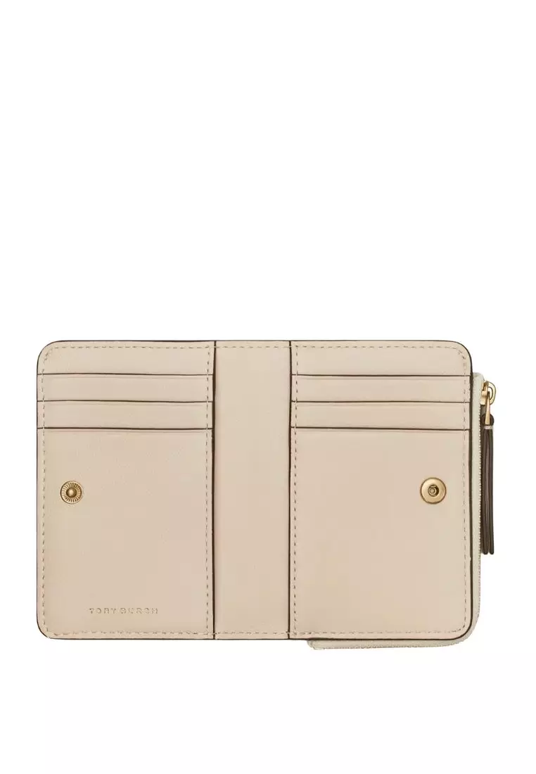 Kira Chevron Bi-fold Wallet New Cream