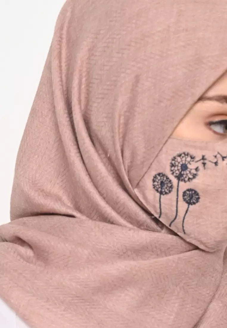 Hijab Segi 4 Voal Zaffron Dandelion Rosybrown (Hijab Only)