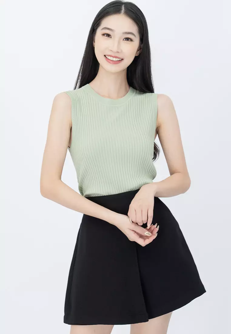 Knitted Sleeveless Basic Top