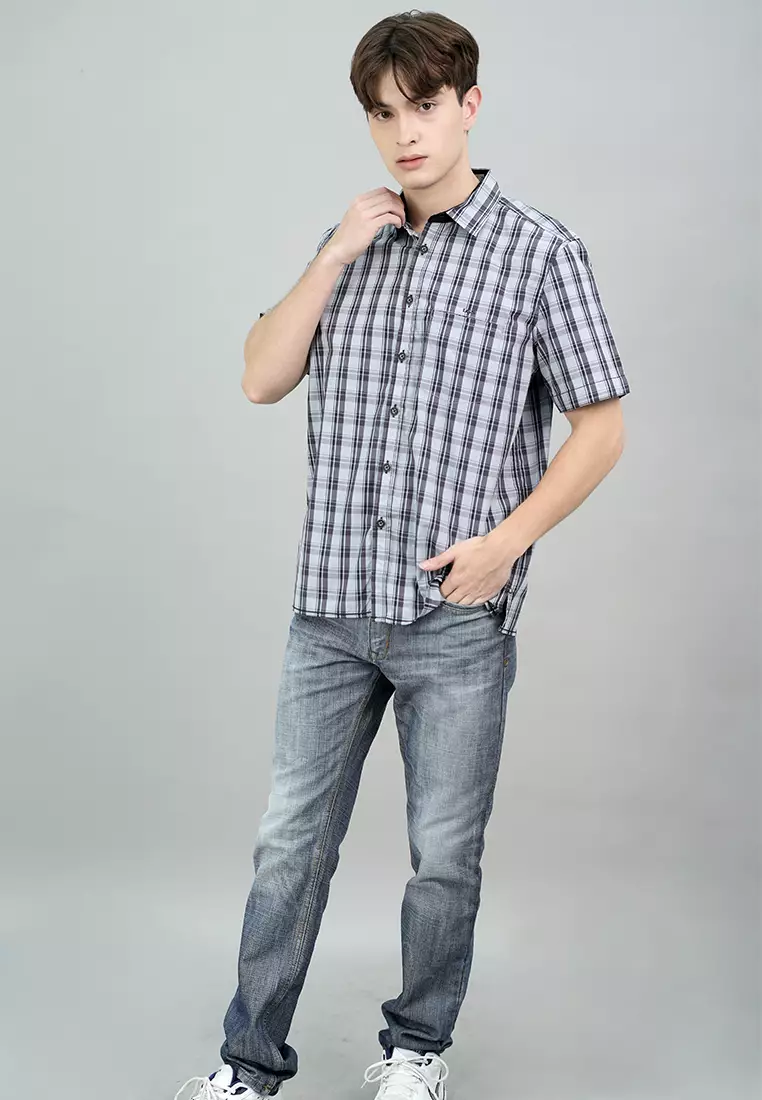 LGS - Regular Fit - Kemeja Casual Pria - Lengan Pendek - Motif Kotak-Kotak - Warna Variasi