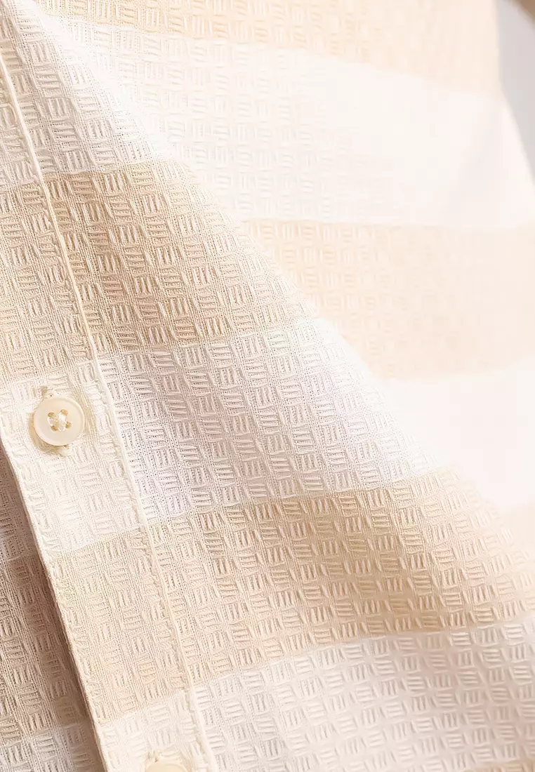 MANZONE - Kemeja Shanghai Lengan Pendek Pria Qarim Modern Fit - White Warna White