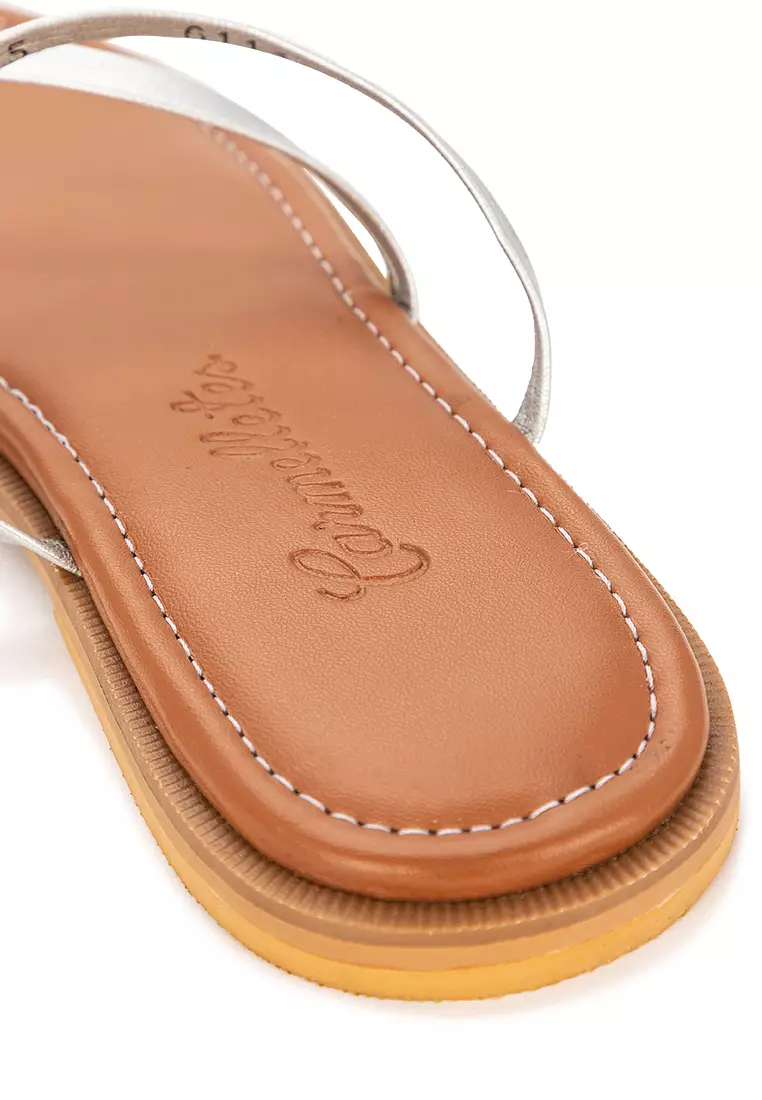 Toe Ring Strappy Flat Sandals