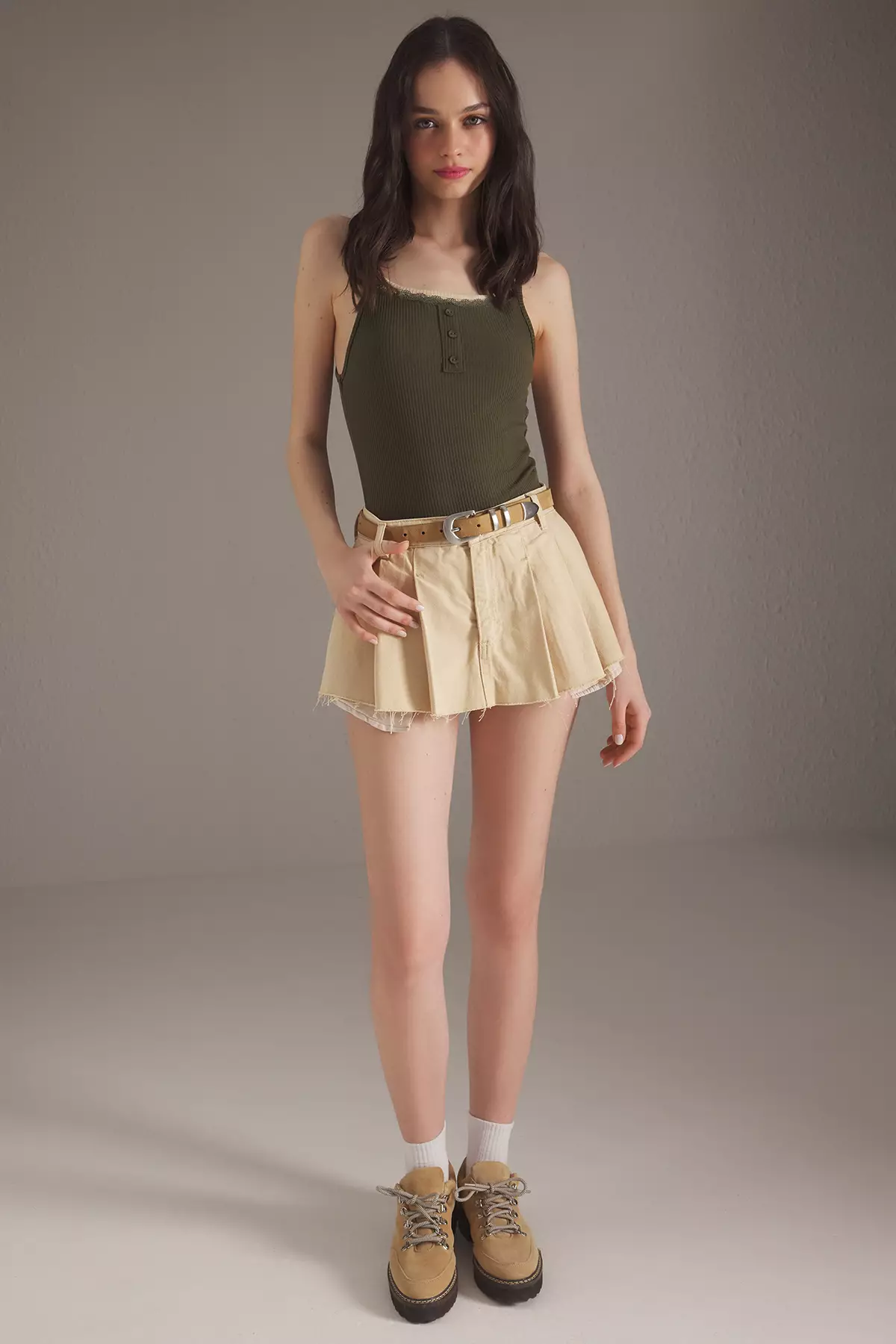 Khaki Double Layer Lace Detail Ribbed Fitted/Body-Smoothing Knitted Undershirt TWOSS25AL00035