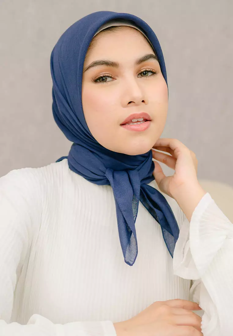 Theya Voal Square Navy NEW