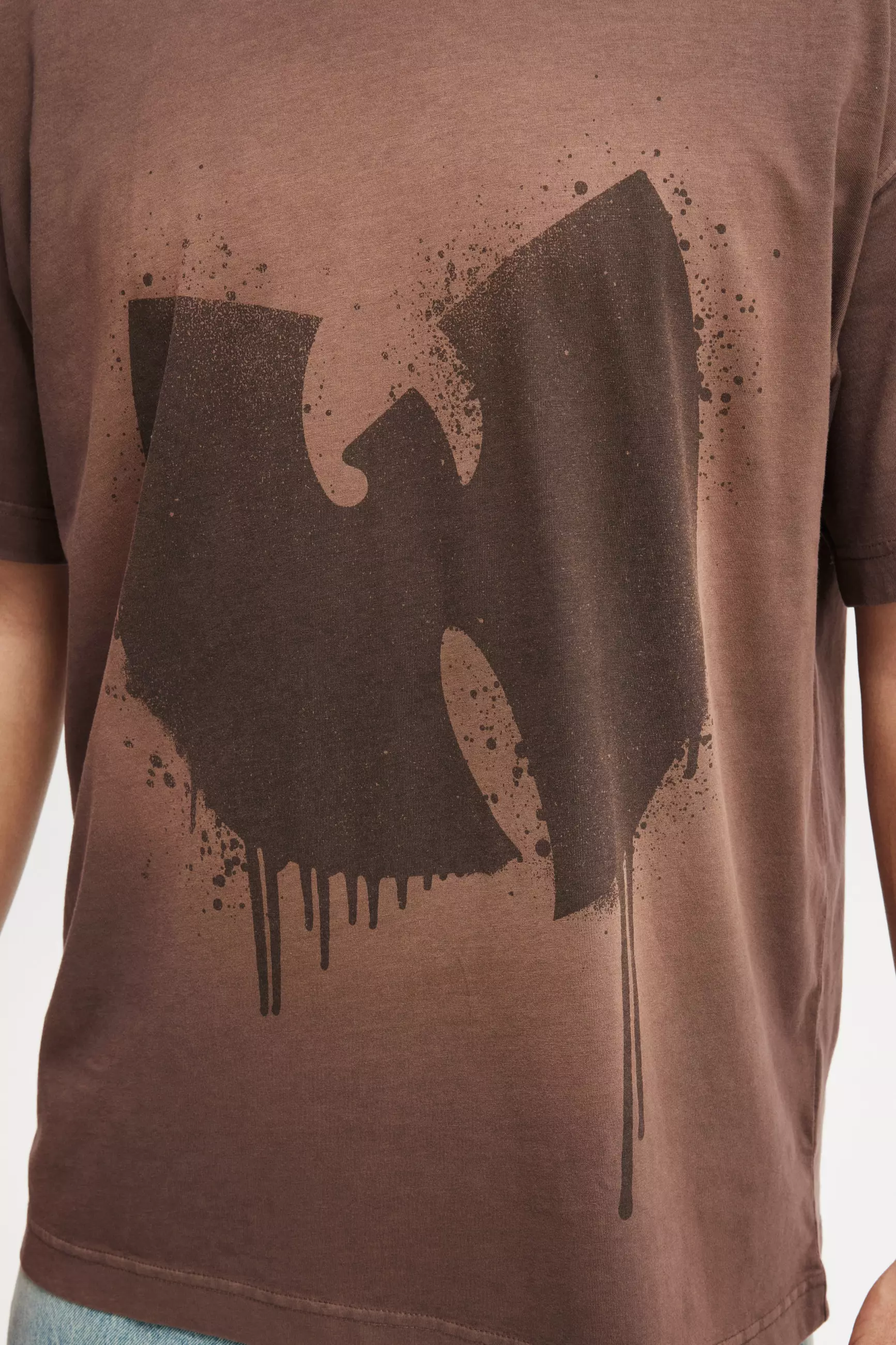 COTTON ON - ATASAN - BOX FIT PREMIUM MUSIC T-SHIRT