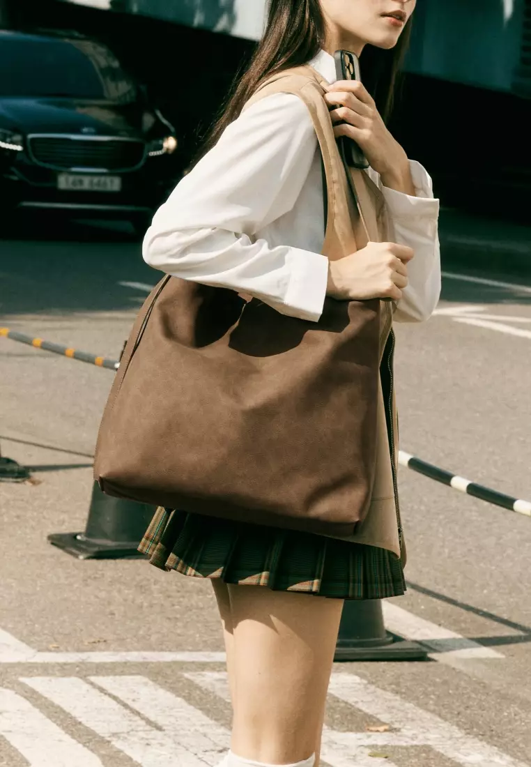 ROUEN Vegan Leather Crossbody Bag Brown